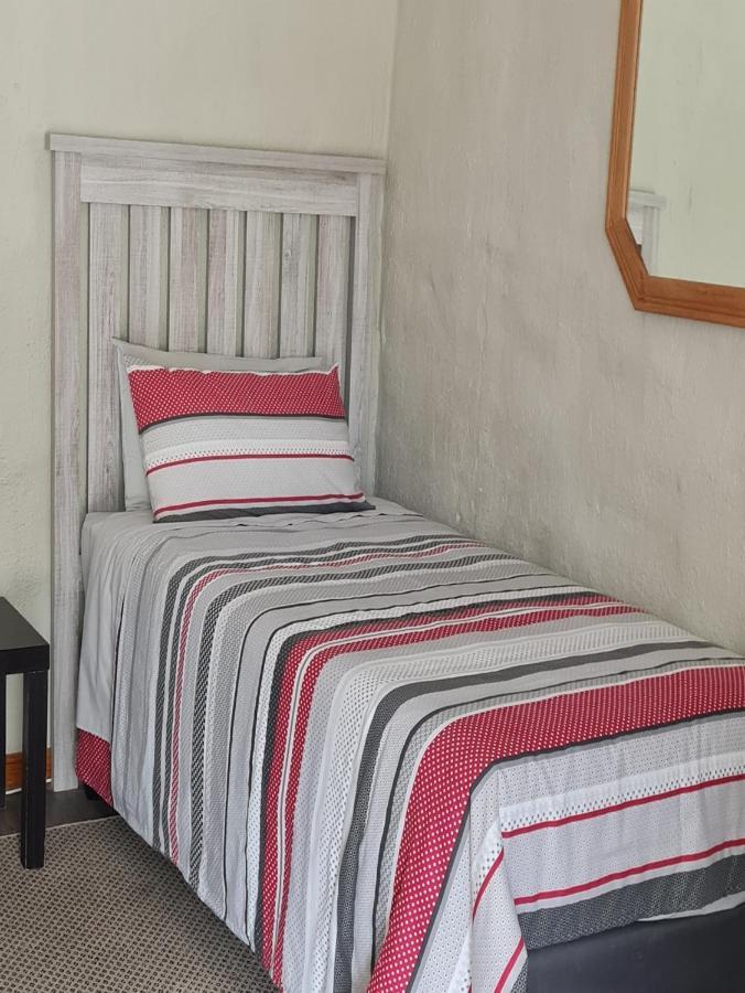 Skietberg Lodge Colesberg Buitenkant foto